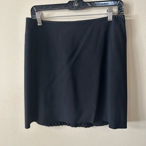 NWT - Elie Tahari - Black Skirt with White Stitching - 6P